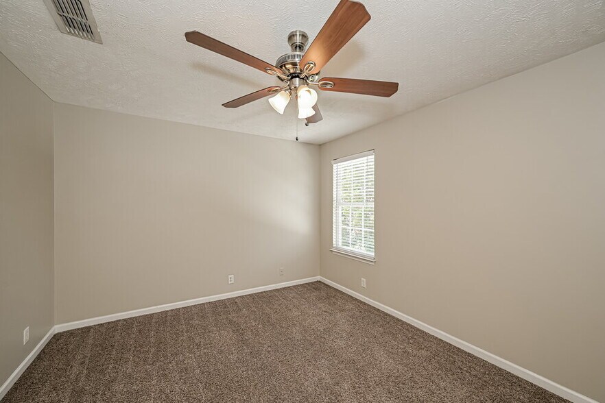 Building Photo - 3746 Maya Dr