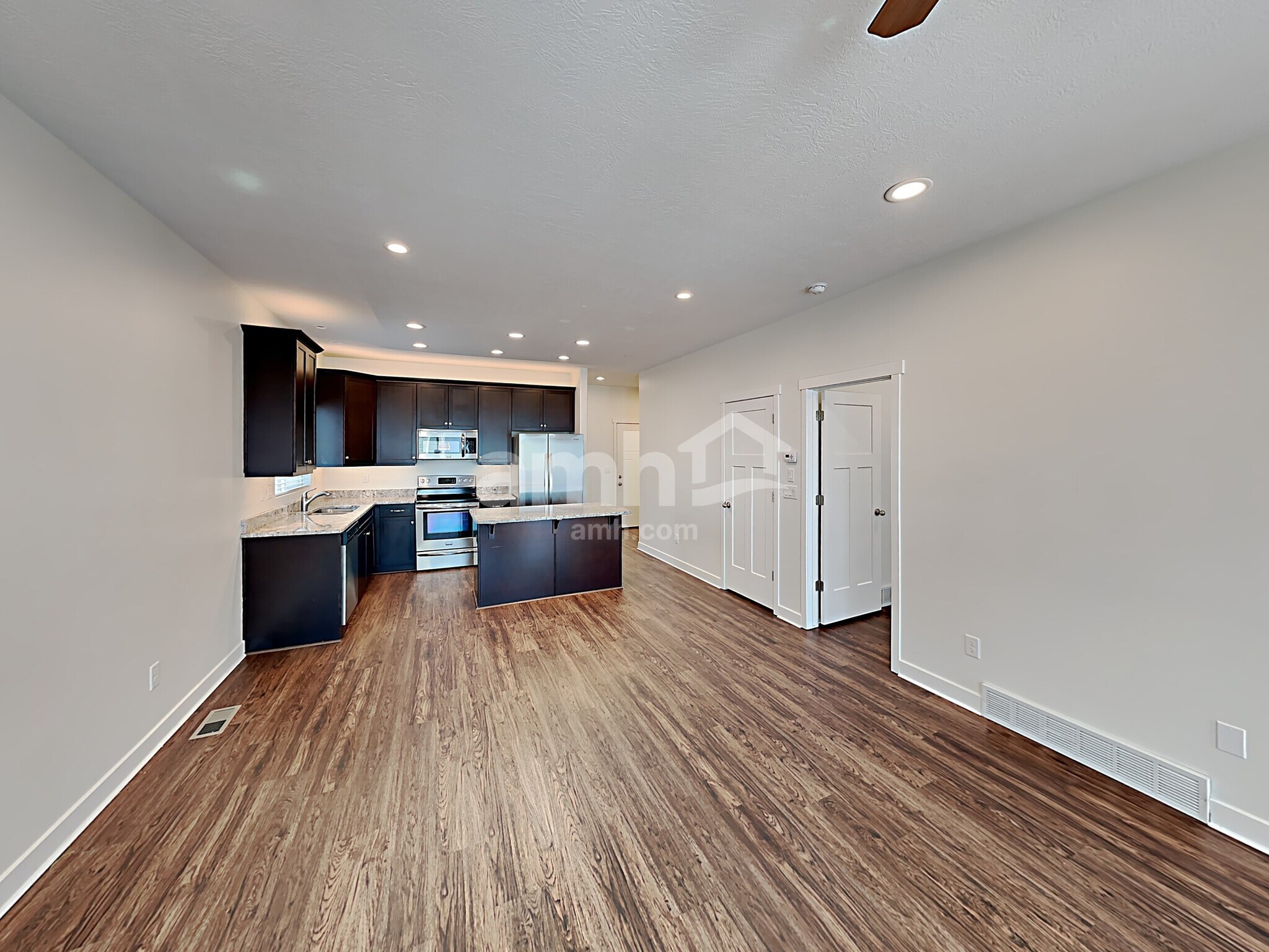 Building Photo - 602 Koins Way