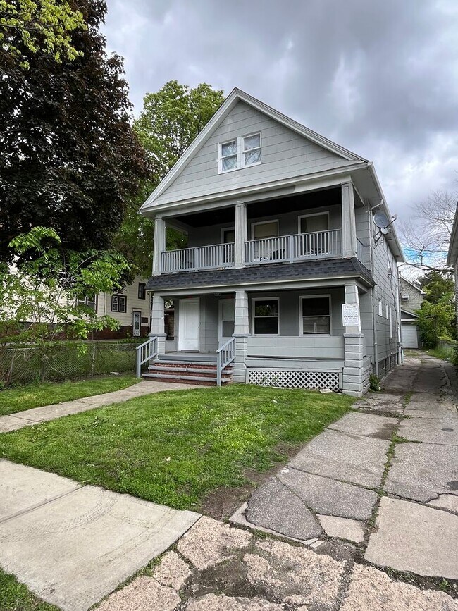 Building Photo - 3339 W.84th