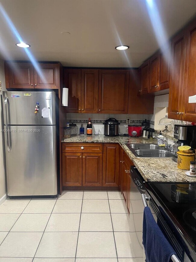Building Photo - 8540 SW 133rd Avenue Rd