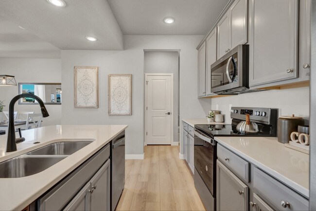 Building Photo - BRAND NEW HOME MINUTES FROM FORT CARSON AN...