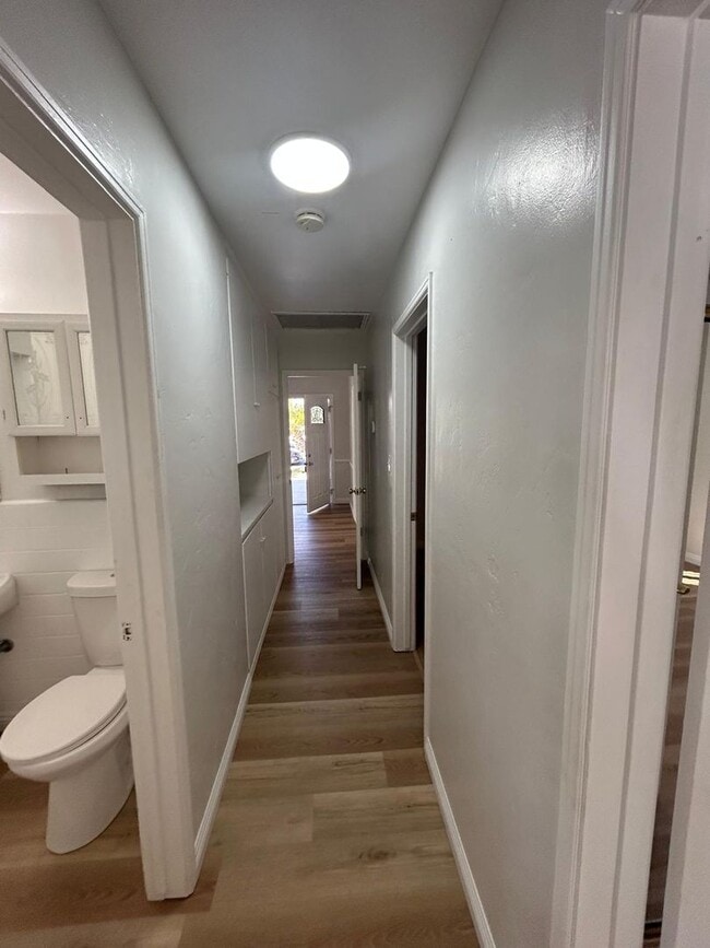 Building Photo - Beautiful Remodeled 3 Bedroom 2 Bath, Only. A Few Blocks from SDSU, Available Now $4,095