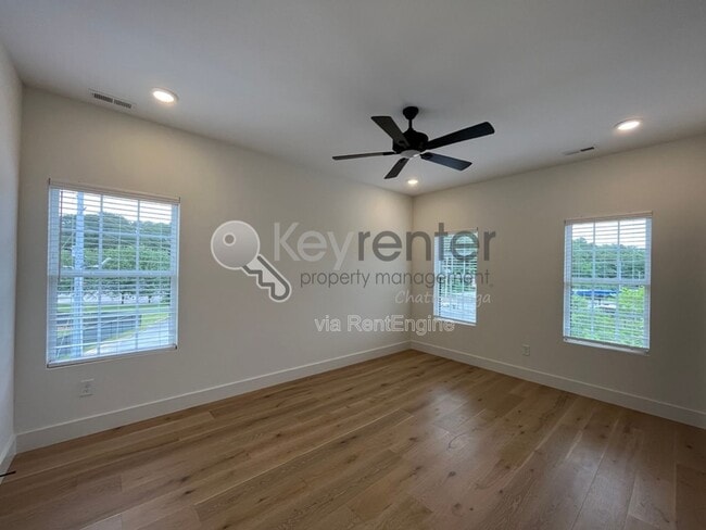 Building Photo - 1064 Amelia Ct