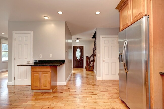 Building Photo - 64 Parker Terrace Ext