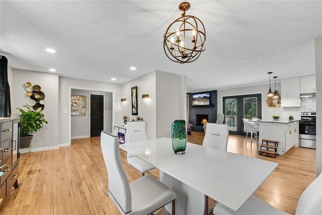 Building Photo - 3941 Forest Dr