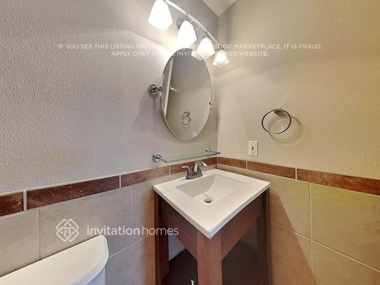 Building Photo - 8860 Cody St