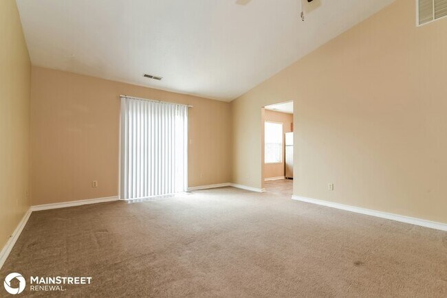 Building Photo - 5101 Emmert Dr, Indianapolis, IN 46221