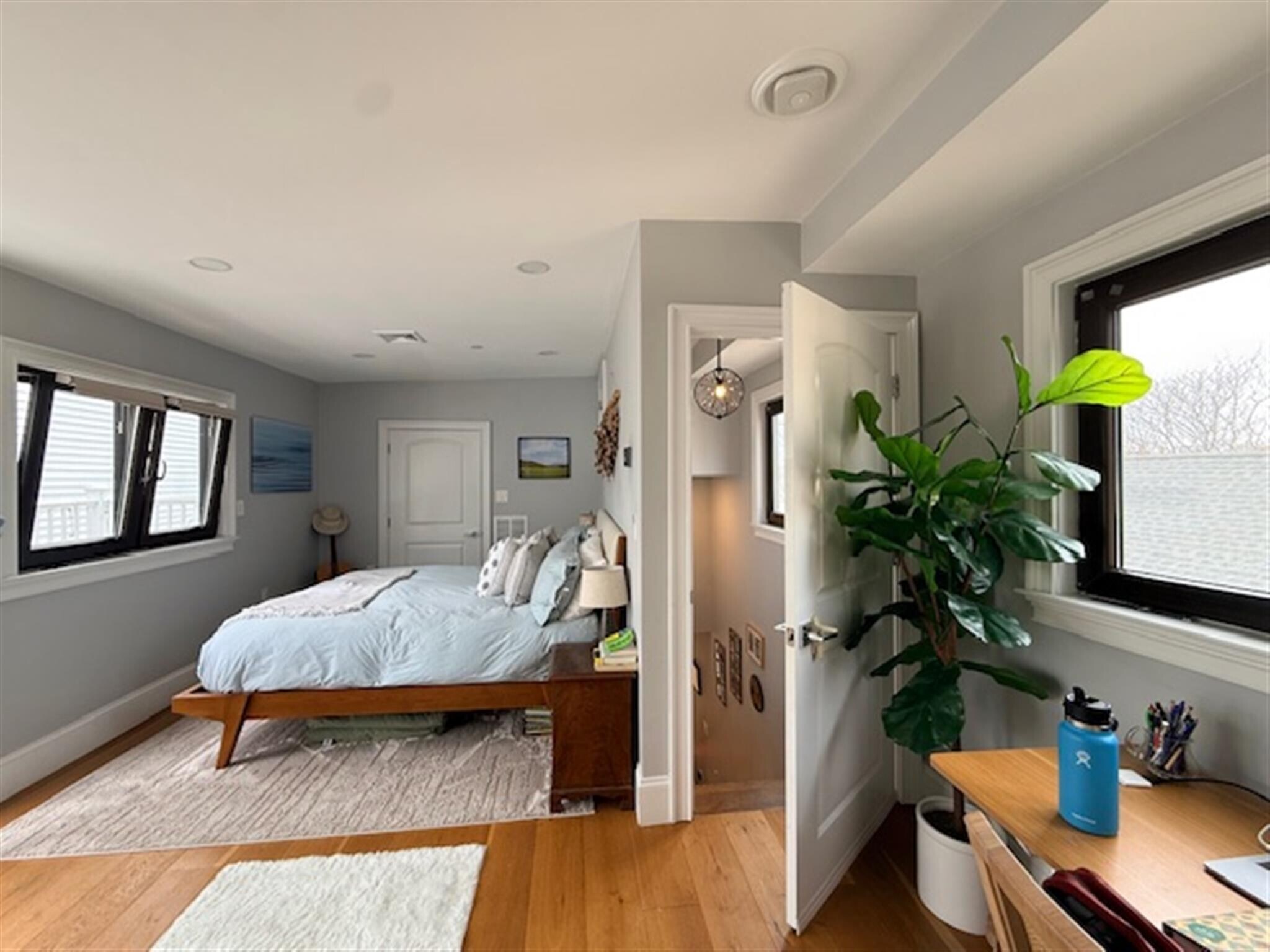 Building Photo - 3 Village St