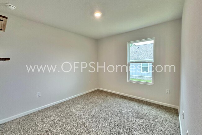 Building Photo - 2640 Saltgrass Wy