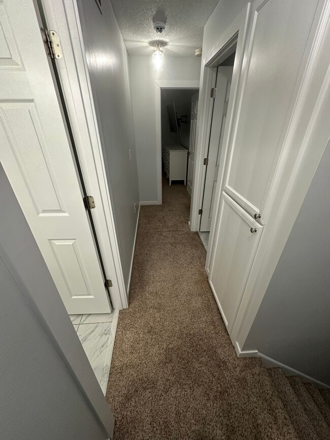 Building Photo - 1848 Parkway Ave