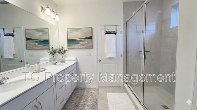 Building Photo - 117 Crew Ct