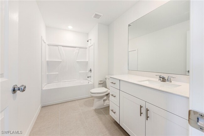 Building Photo - 4098 Lattuca