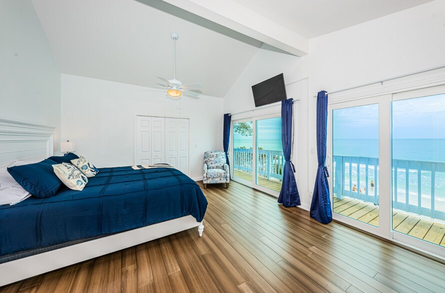 Master Bedroom - 8432 W Gulf Blvd