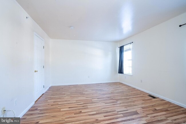 Building Photo - 1603 Blossom Cir