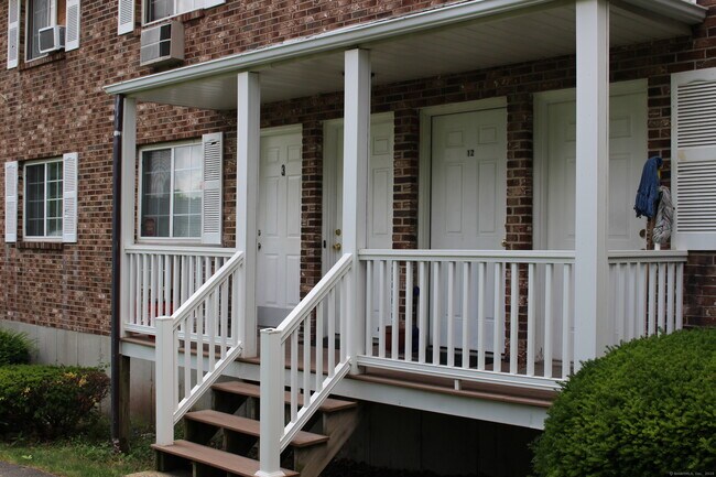 Building Photo - 58 Craftwood Rd