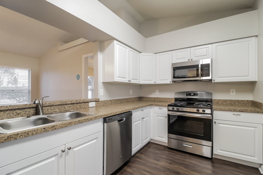 Building Photo - 13448 Silver Leaf Cir