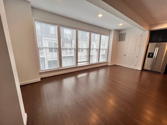 Building Photo - 2-bedroom 2.5 bath Luxury Townhome located...