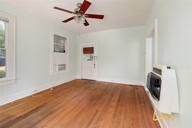 Building Photo - 1513 Enfield Rd