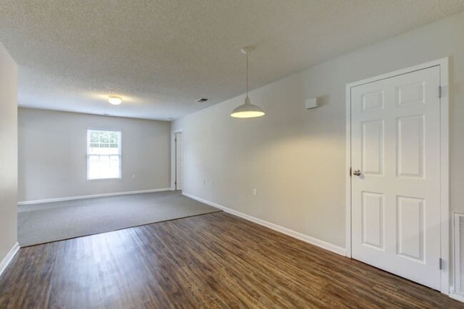 Building Photo - Three bedroom - Three bathroom apartments at University Park in Lillington, NC!
