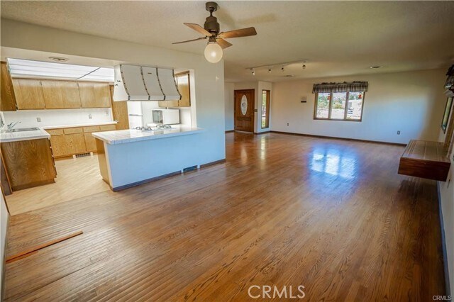 Building Photo - 34155 Castlehaven Rd