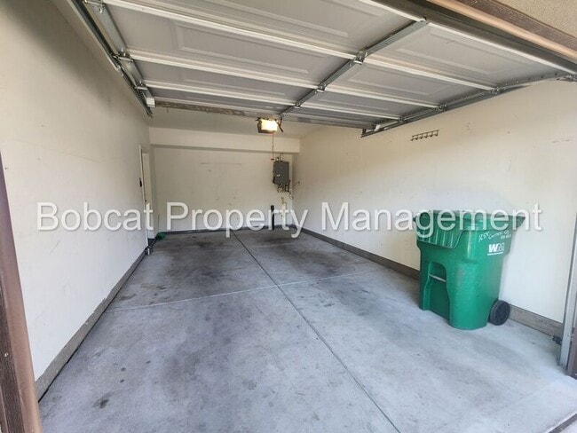 Building Photo - 1255 Correlli Ct