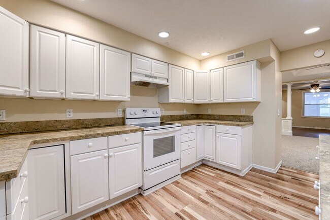 Building Photo - 1101 Bancroft St