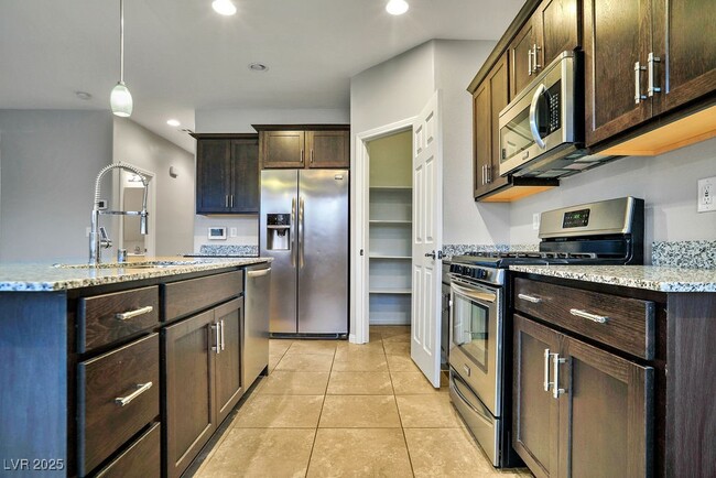 Building Photo - 6624 Salt Pond Bay St