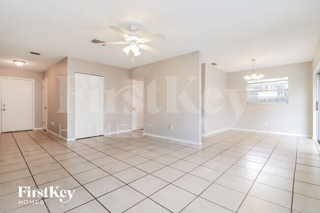 Building Photo - 6816 N 47th St