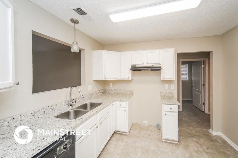 Building Photo - 3039 Meadows Ln