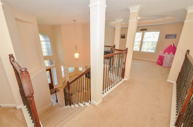 Building Photo - 6134 Vadini Shores Ln