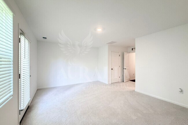 Building Photo - 3611 Elm Grv Ln