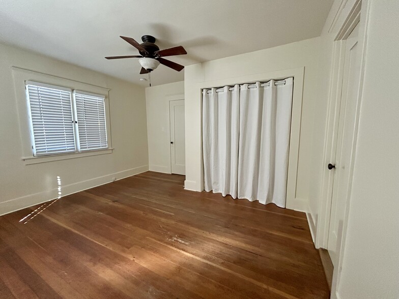 Bedroom and closet - 3442 1st St