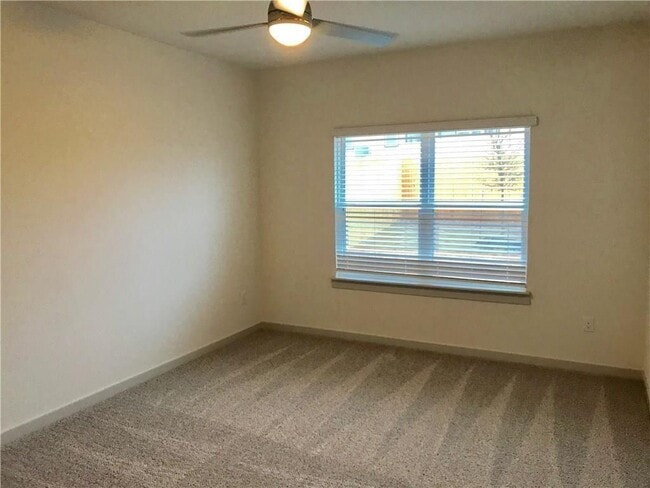 Building Photo - 8201 Linnie Ln