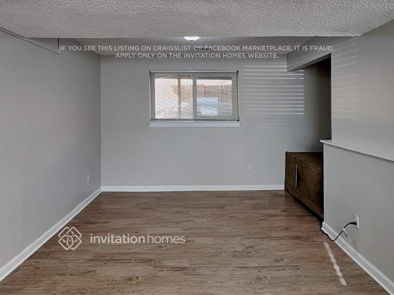 Building Photo - 9764 Columbine Ct