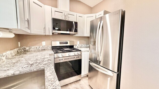 Building Photo - Lovely Newer Construction, Detached ADU Guest Home, on Private Property in Quiet Neighborhood of ...