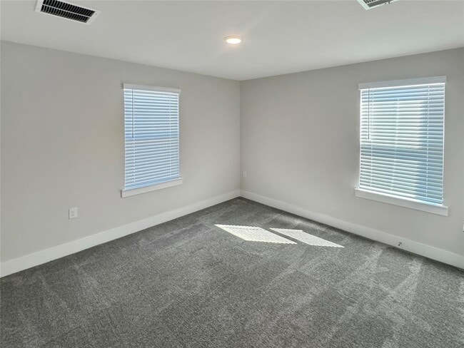 Building Photo - 1704 Carvin Wy