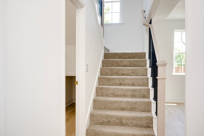 Building Photo - 412 Riley Ln