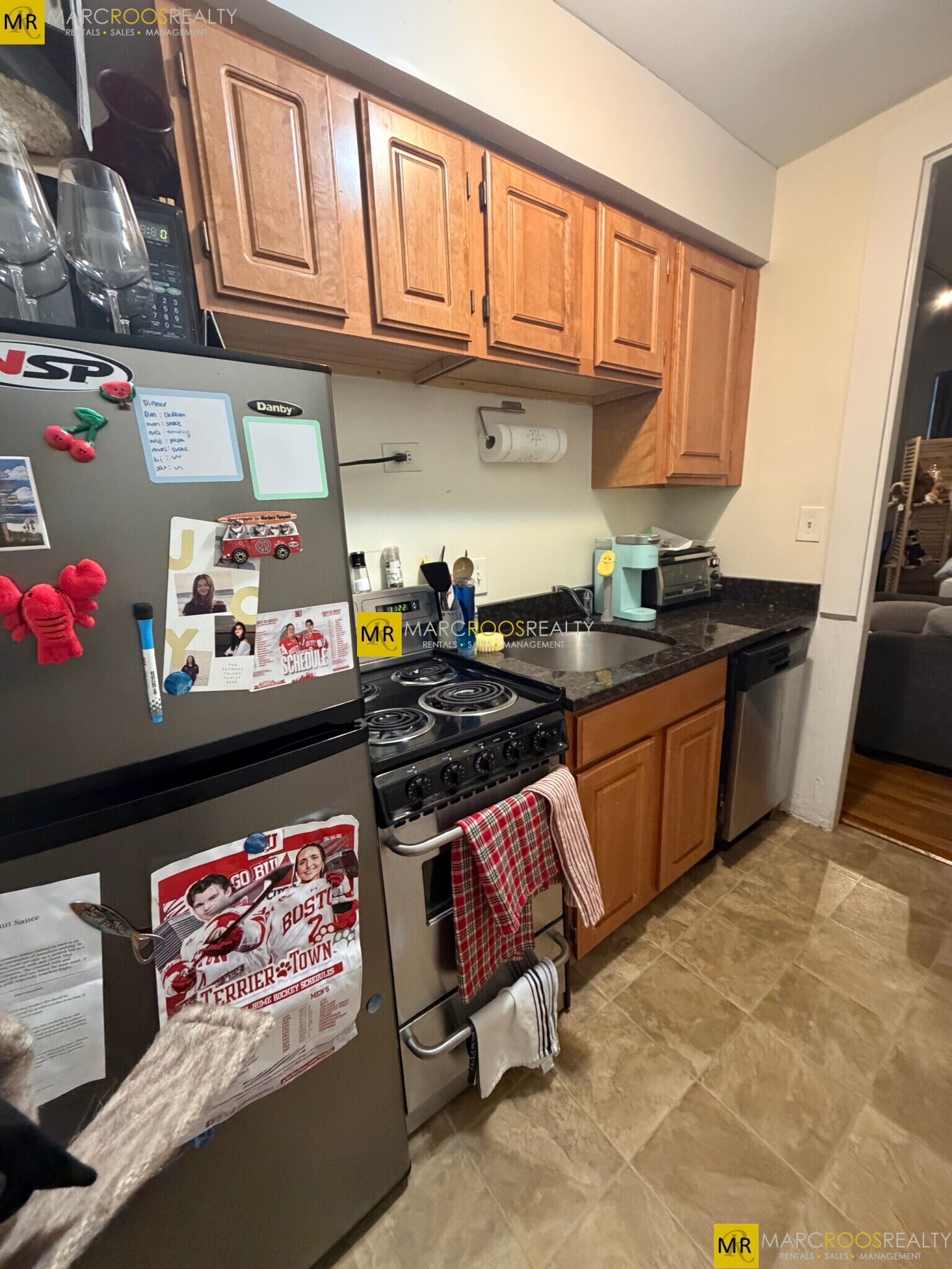 Building Photo - 456 Beacon St