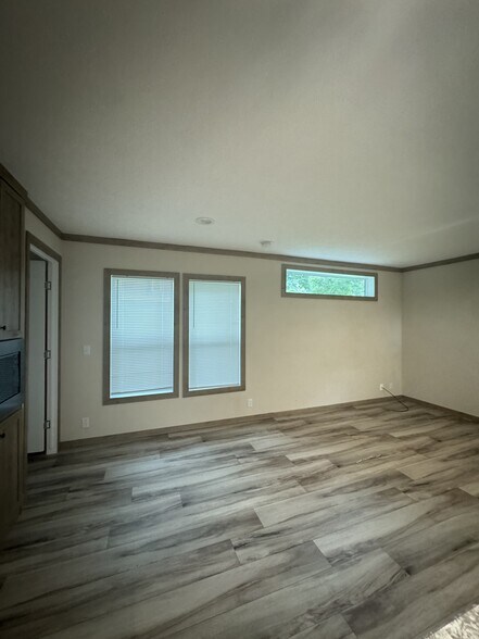 Building Photo - 363 Shannon Dr