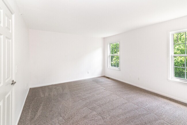 Building Photo - 3046 Barclay Way