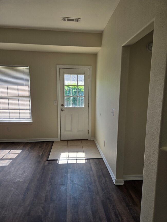 Building Photo - 1703 N Valor