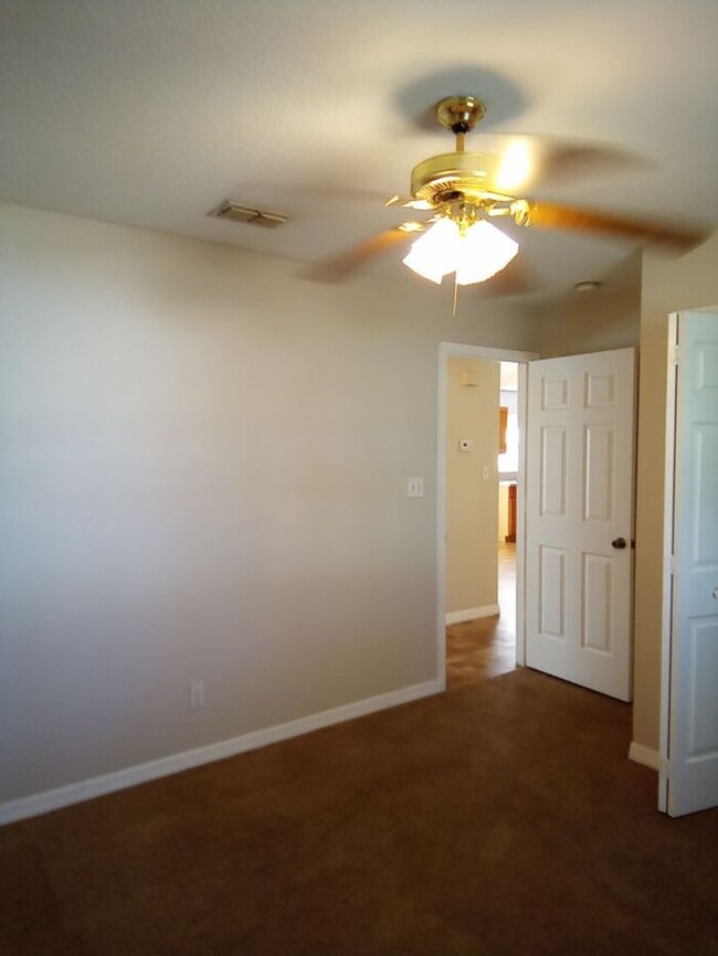 Building Photo - Single Family Home in BVL, Kissimmee
