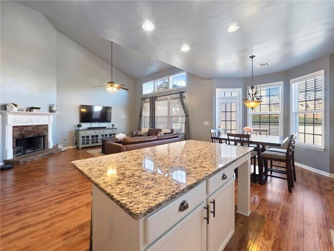 Building Photo - 1704 Ammons Falls Ct