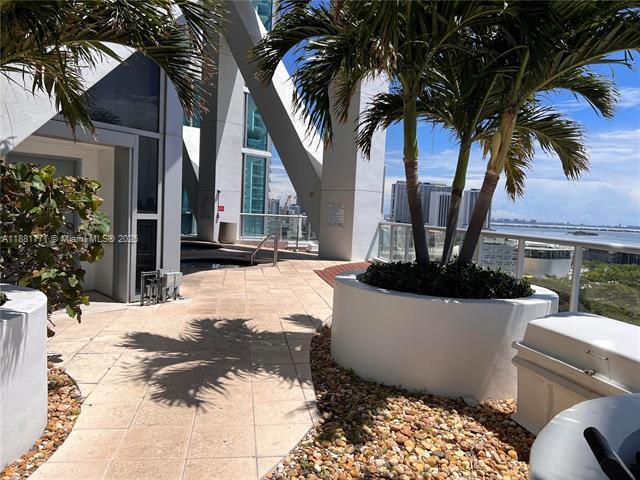 Building Photo - 888 Biscayne Blvd