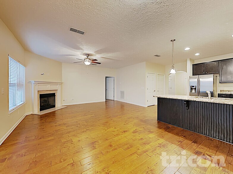 Building Photo - 1011 Middleton Ln