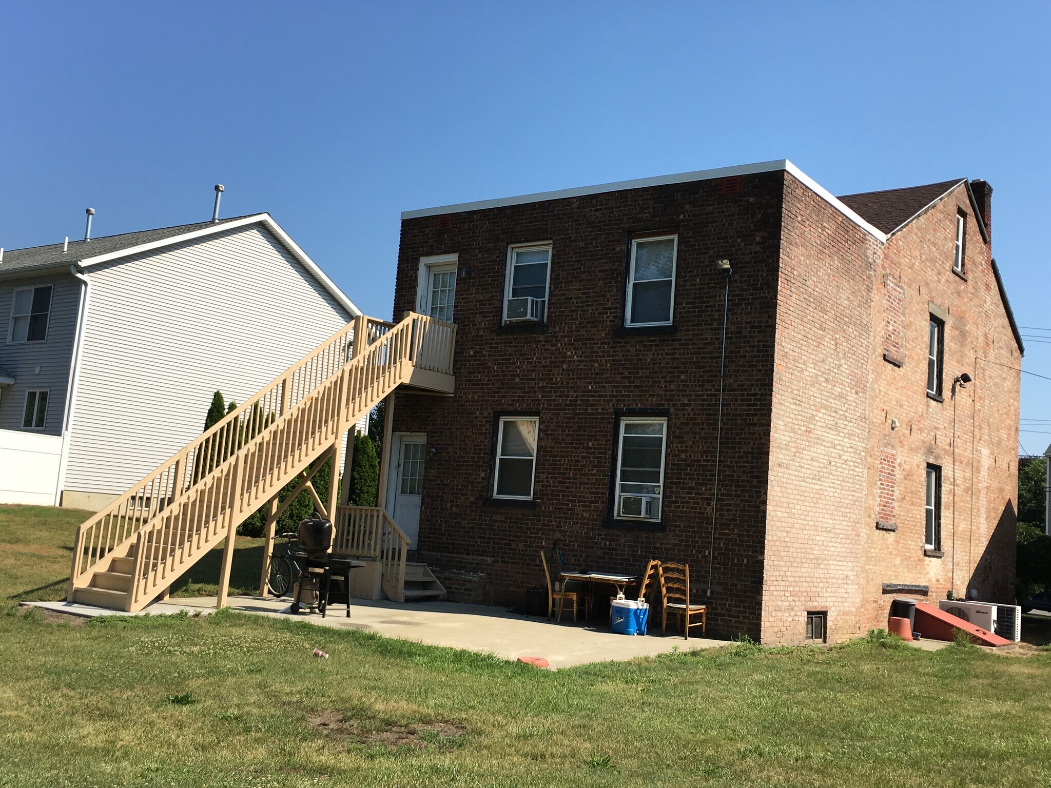 Building Photo - 12 Corning St