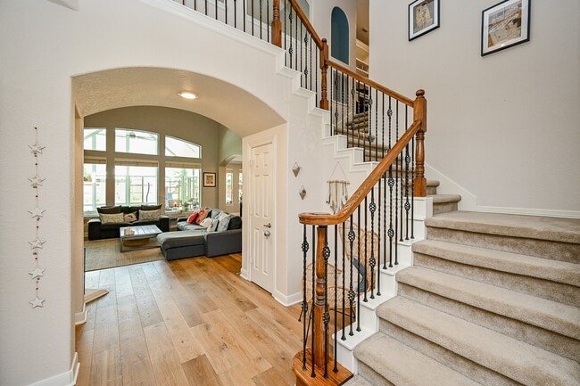 Building Photo - 6342 Collina Springs Ct