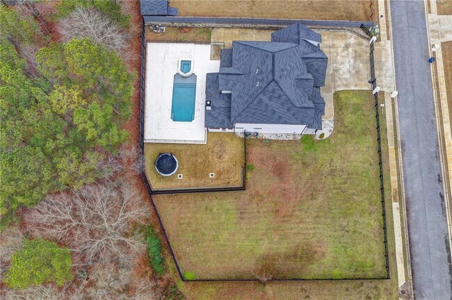 Building Photo - 960 Nours Cir SE