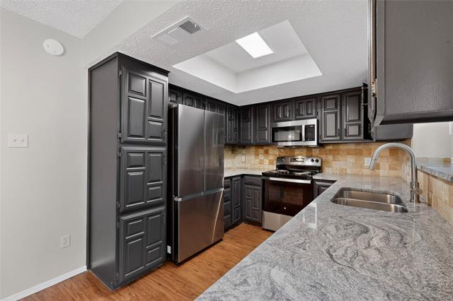 Building Photo - 3725 Northridge Dr