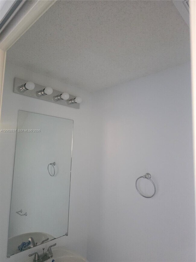 Building Photo - 14055 SW 120th Ct